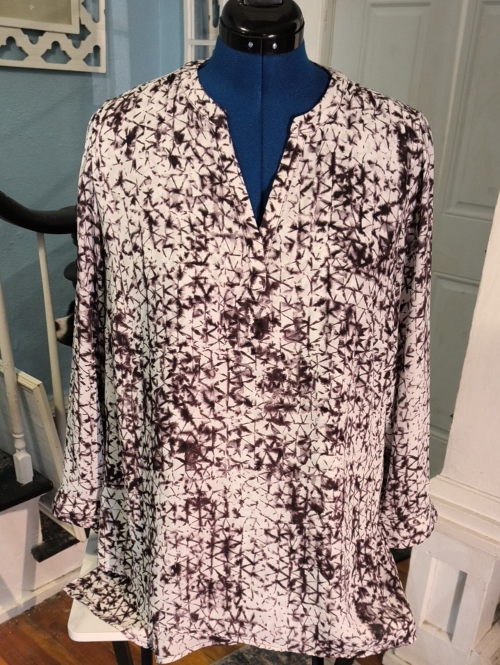 Violet & Claire Burgundy and White Abstract Print Tunic